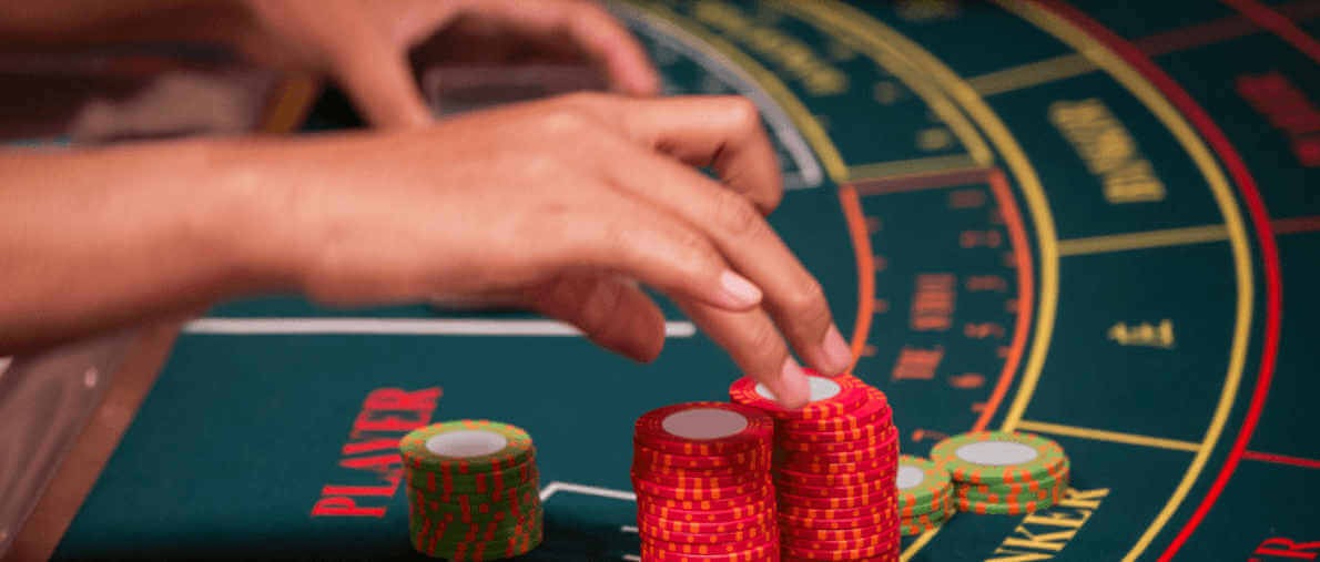 What Is Midi and Mini Baccarat?